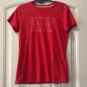 Under Armour Women's Red Loose Fit Heat Gear Athletic Tee S